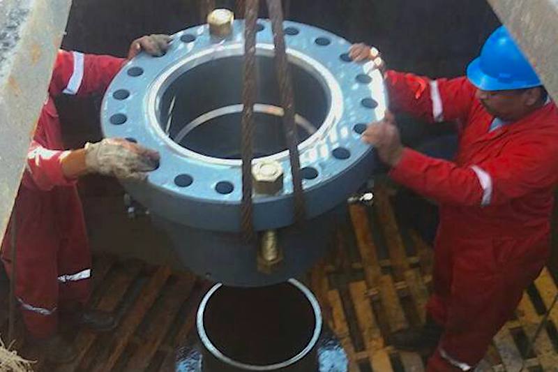 Wellhead Installation Services - Well Head Repairs - Wellhead Workovers - Oilfield Services - Hot-Hed® International